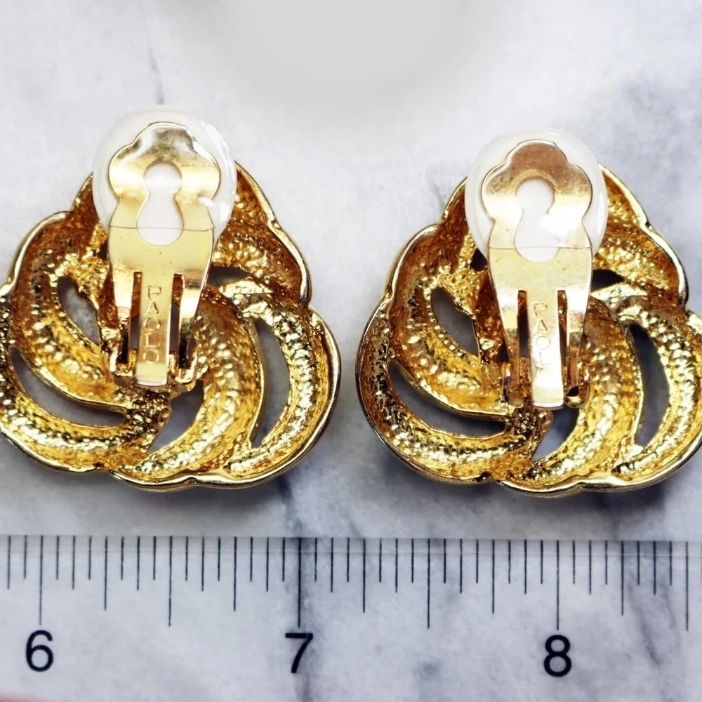 ⚜️Vintage PAOLO Gucci Celtic Swirl Clip On Earrings
